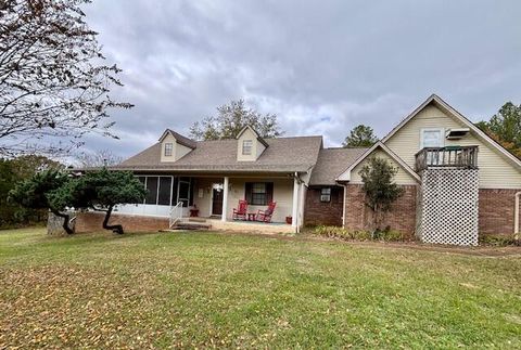Photo of 11 CR 7130, Booneville, MS 38829 (MLS # 25-4011)