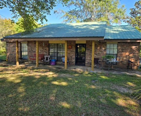 Photo of 163 County Road 408, Calhoun City, MS 38916 (MLS # 25-3597)