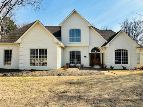 Photo of 2682 Wentworth Dr., Tupelo, MS 38826 (MLS # 26-708)