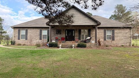 Photo of 158 Daniel Dr, Tupelo, MS 38801 (MLS # 26-446)