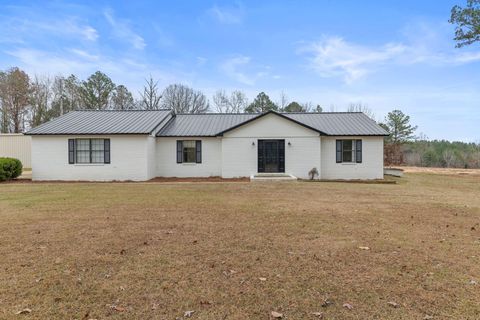 Photo of 310 County Road 638, Corinth, MS 38834 (MLS # 25-4194)