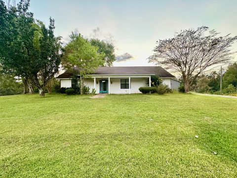Photo of 659 Rd 1389, Saltillo, MS 38866 (MLS # 25-2589) Photo of 659 Rd 1389, Saltillo, MS 38866 (MLS # 25-2589)