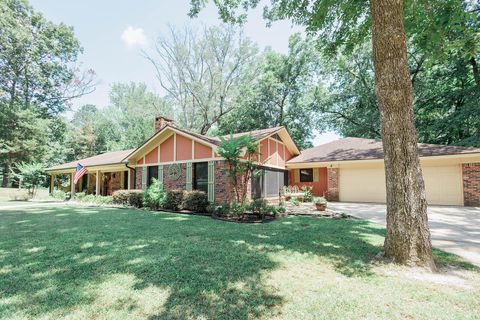 Photo of 122 Rd 1430, Tupelo, MS 38801 (MLS # 25-3095) Photo of 122 Rd 1430, Tupelo, MS 38801 (MLS # 25-3095)