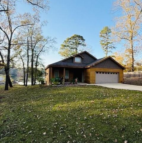 Photo of 1732 Lake Dr, Fulton, MS 38843 (MLS # 25-4167)