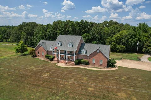 Photo of 13 Quail Run Road, Corinth, MS 38834 (MLS # 25-2977) Photo of 13 Quail Run Road, Corinth, MS 38834 (MLS # 25-2977)