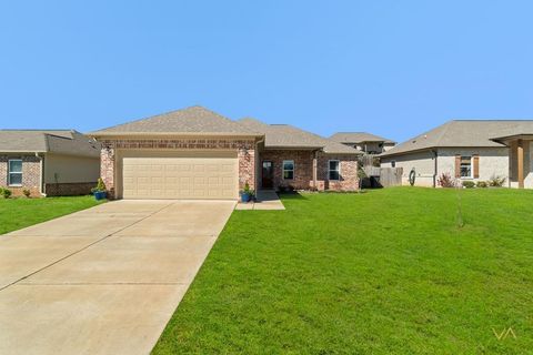 Photo of 4005 Abbawood Dr, Oxford, MS 38655 (MLS # 26-891)