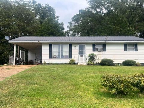 Photo of 216 Judy St., Houston, MS 38851 (MLS # 25-3455)