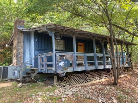Photo of 907B County Road 956, Iuka, MS 38852 (MLS # 25-4125)