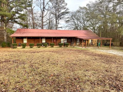 Photo of 200 County Road 1349, Tupelo, MS 38804 (MLS # 25-4295)