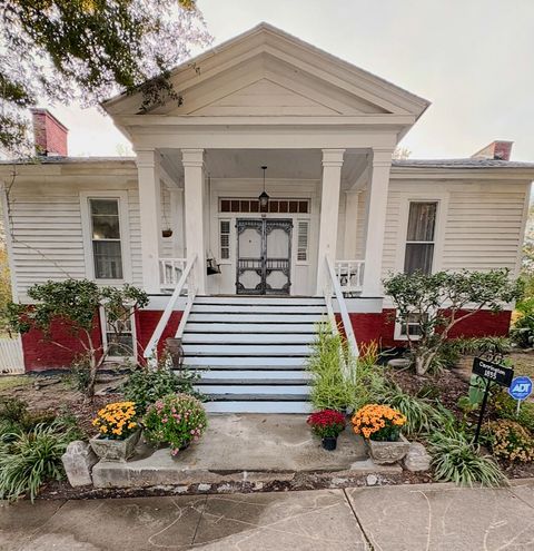 Photo of 501 S Meridian St., Aberdeen, MS 39730 (MLS # 26-669)