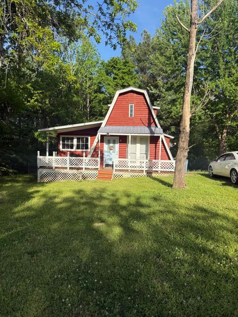 Photo of 17 County Road 461, Iuka, MS 38852 (MLS # 26-1375)
