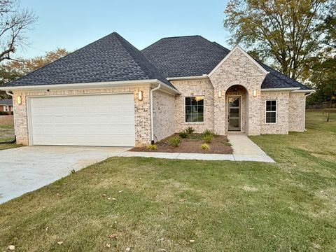 Photo of 2836 Countrywood Road, Belden, MS 38826 (MLS # 26-361)