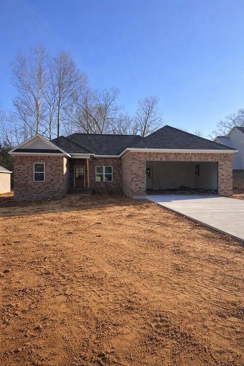 Photo of 131 Oak Point Dr., Plantersville, MS 38862 (MLS # 26-600)