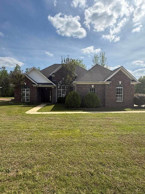 Photo of 6027 Westwind Drive Dr, Tupelo, MS 38801 (MLS # 26-1271)