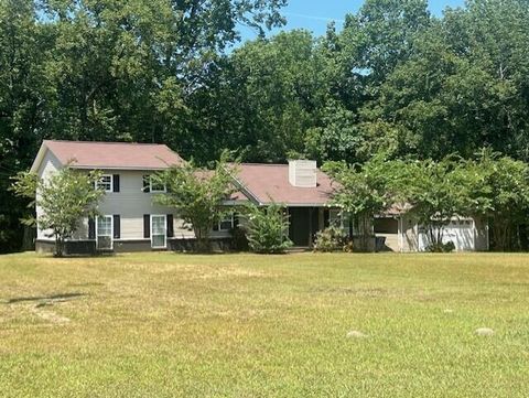 Photo of 217 Lovers Lane Road, Booneville, MS 38829 (MLS # 25-2657) Photo of 217 Lovers Lane Road, Booneville, MS 38829 (MLS # 25-2657)