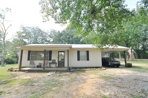 Photo of 795 Road 159, Okolona, MS 38860 (MLS # 25-3215)