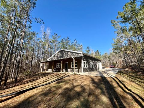 Photo of 1006 Co Rd 184, Guntown, MS 38849 (MLS # 26-323)