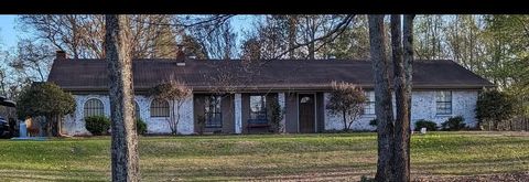 Photo of 1113 Road 1498, Tupelo, MS 38804 (MLS # 26-317)