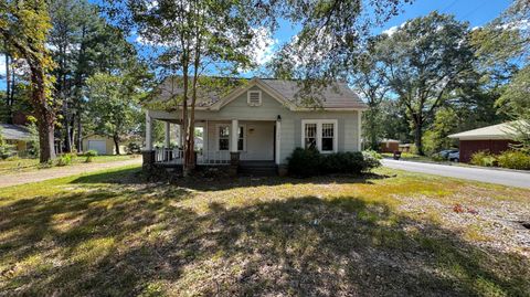 Photo of 1527 Boggan Dr., Tupelo, MS 38801 (MLS # 25-4431)