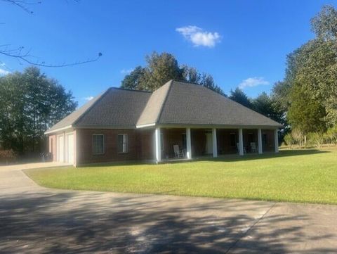 Photo of 115 Woodridge Dr., Booneville, MS 38829 (MLS # 25-3644)