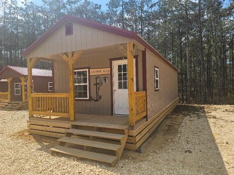 Photo of 469 County Road 231, Iuka, MS 38852 (MLS # 26-1040)