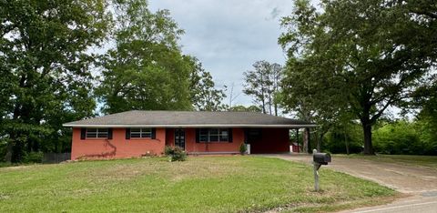 Photo of 3592 S Green St., Tupelo, MS 38801 (MLS # 26-1473)