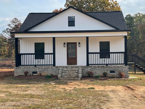 Photo of 62 County Road 355, Iuka, MS 38852 (MLS # 26-1222)