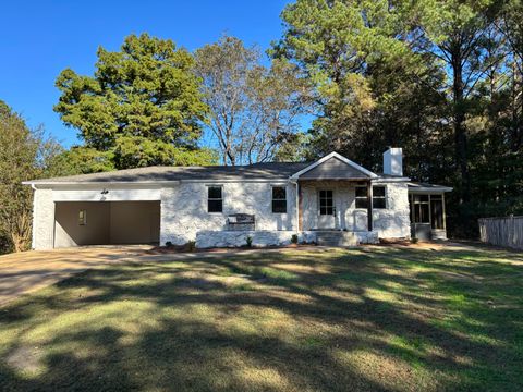 Photo of 127 North, Saltillo, MS 38866 (MLS # 25-3573)