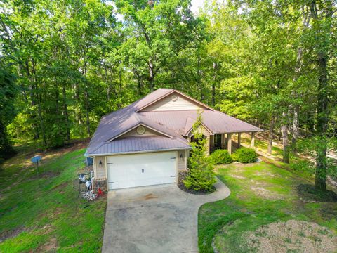 Photo of 15975 N 25 Hwy, Fulton, MS 38843 (MLS # 25-2580) Photo of 15975 N 25 Hwy, Fulton, MS 38843 (MLS # 25-2580)