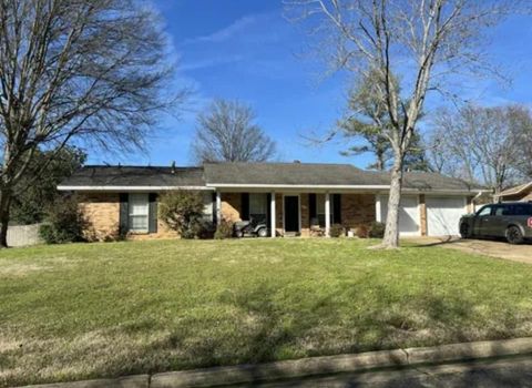 Photo of 2284 Kimbrough Ave., Tupelo, MS 38801 (MLS # 25-3064) Photo of 2284 Kimbrough Ave., Tupelo, MS 38801 (MLS # 25-3064)