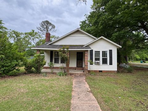 Photo of 201 8th Ave., Houlka, MS 38850 (MLS # 25-4026)
