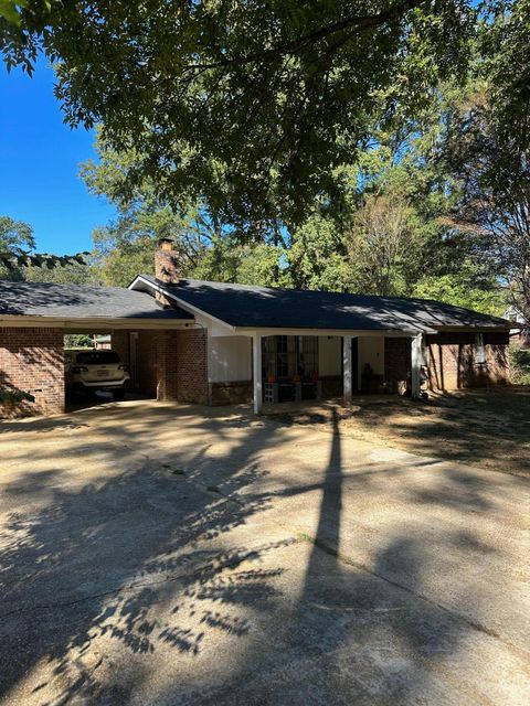 Photo of 115 Dennis Avenue, Saltillo, MS 38866 (MLS # 25-3632)