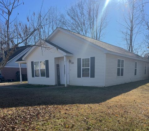 Photo of 121 Willow Creek Rd, Saltillo, MS 38863 (MLS # 25-4345)