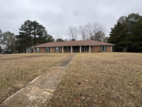 Photo of 1219 Zentwood Road, Tupelo, MS 38801 (MLS # 25-4223)