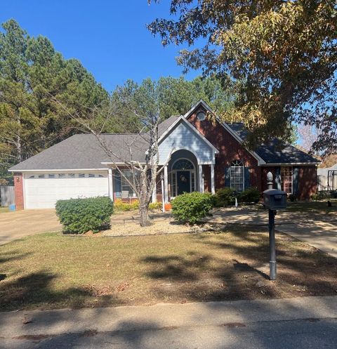 Photo of 1112 Hatchie St., Booneville, MS 38829 (MLS # 25-3939)