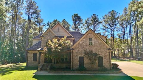 Photo of 121 Sturbridge Cove, Mooreville, MS 38857 (MLS # 25-3747)