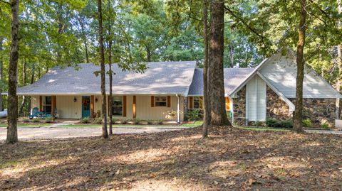 Photo of 1196 Ranchland Road, Belden, MS 38826 (MLS # 25-3291)