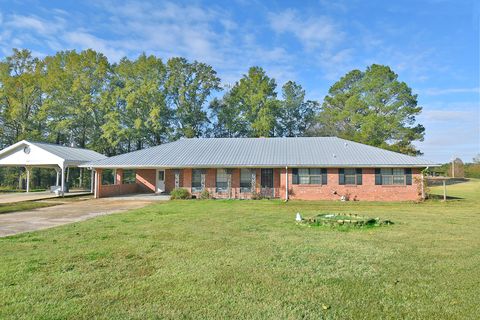 Photo of 987 Road 1277, Nettleton, MS 38858 (MLS # 25-3998)