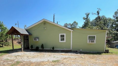 Photo of 853 Lakeside Dr., Walnut, MS 38683 (MLS # 25-3388)