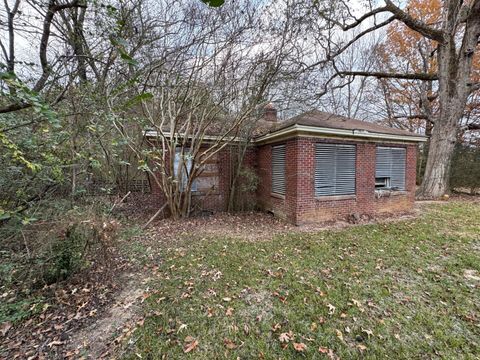 Photo of 515 Hwy 370 W, Baldwyn, MS 38824 (MLS # 25-4126)