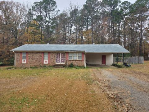 Photo of 11 Co Rd 119, Corinth, MS 38834 (MLS # 25-4185)