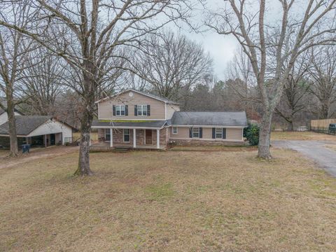 Photo of 2102 Beauregard Park, Corinth, MS 38834 (MLS # 26-185)
