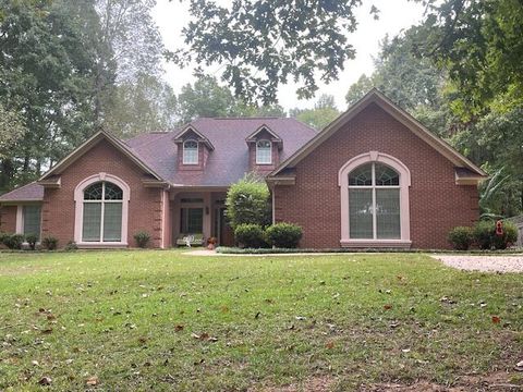 Photo of 159 Fawn Cr., Pontotoc, MS 38863 (MLS # 25-3621)