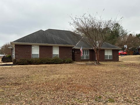 Photo of 121 Northfield Dr., Saltillo, MS 38866 (MLS # 26-224)