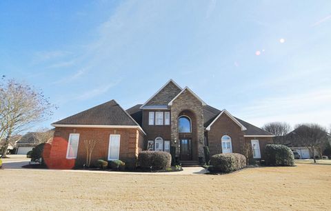 Photo of 2933 Orchid, Tupelo, MS 38801 (MLS # 25-2503)