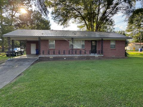 Photo of 232 Daniel Ave., Vardaman, MS 38878 (MLS # 25-3476)