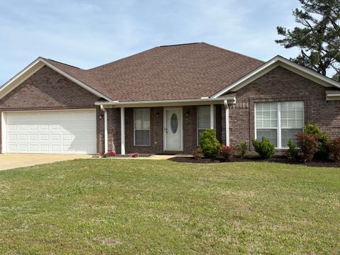 Photo of 712 Monticello, New Albany, MS 38652 (MLS # 26-1170)