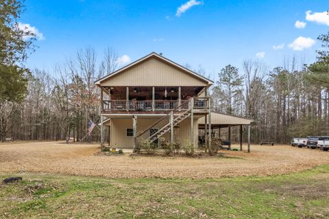 Photo of 20207 McAllister Road, Aberdeen, MS 39730 (MLS # 26-628)