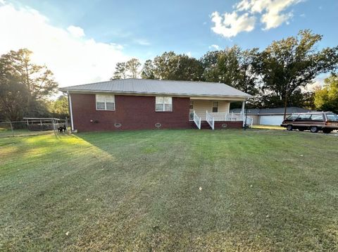 Photo of 873 Hwy 371, Mooreville, MS 38857 (MLS # 25-3676)