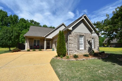 Photo of 227 Silver Tree, Tupelo, MS 38801 (MLS # 26-1564)